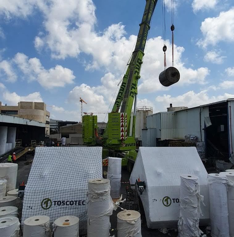החלפת תוף ינקי במשקל כ-40 טון במכונת נייר – ישראפיפר סנו, נתניה